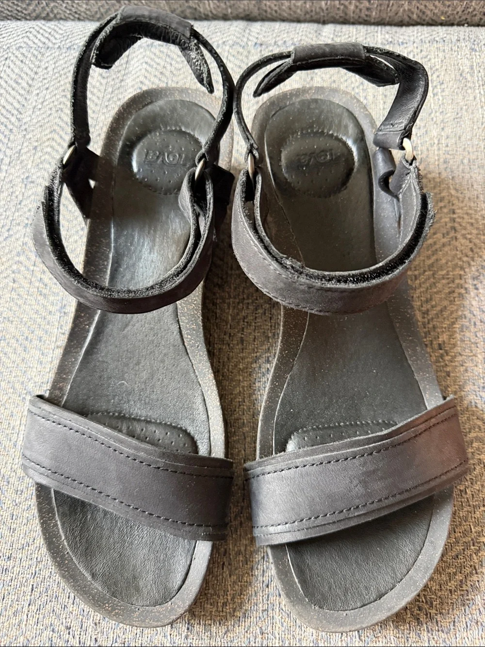 Teva Women’s Cabrillo Black Leather Wedge Sandals Size: 10